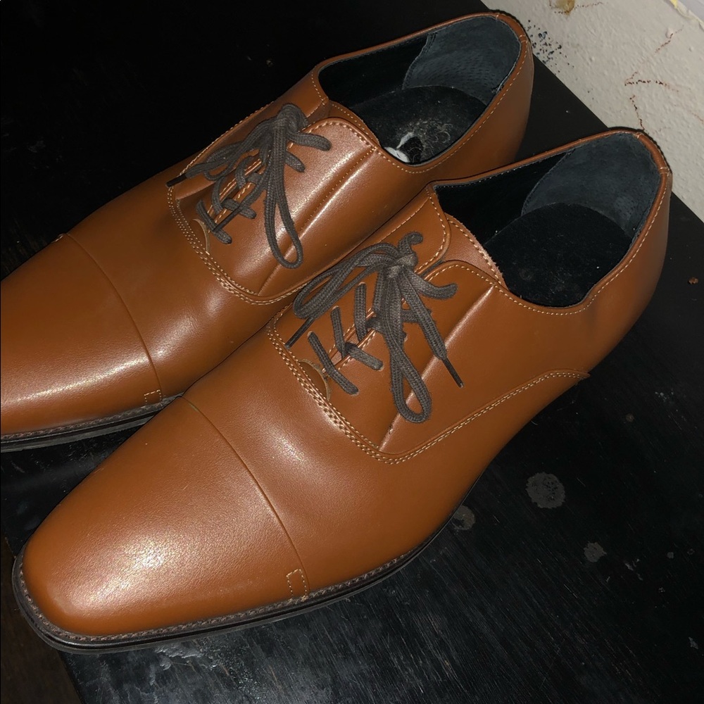 Men’s Size 16 Calvin Klein Ramses!!